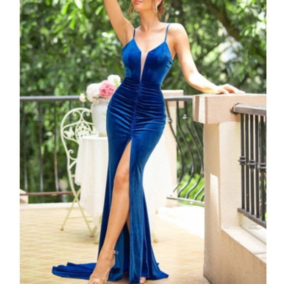 Luxe ruched slit thigh open back party formal holidays dress - Picture 8 of 9